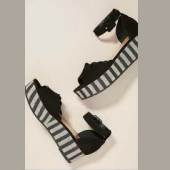 Paolo Mattei Scalloped Stripe Platform Sandal 39 - Picture 1 of 3